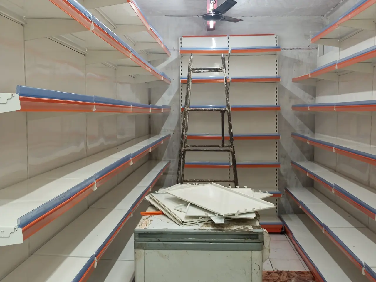 884842590_display  racks installation Ballia3.webp